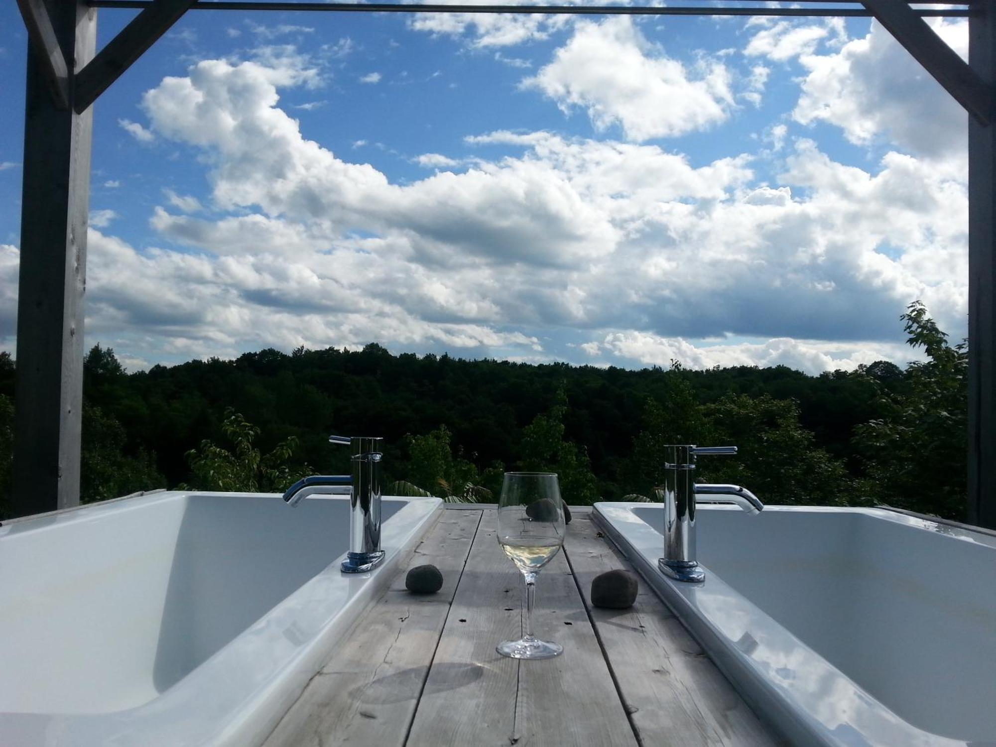 Eco Spa Highland Grenville-Sur-La-Rouge Exteriér fotografie