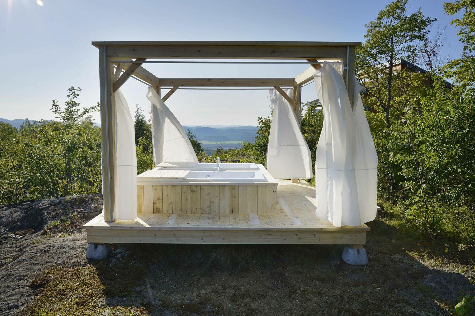 Eco Spa Highland Grenville-Sur-La-Rouge Exteriér fotografie