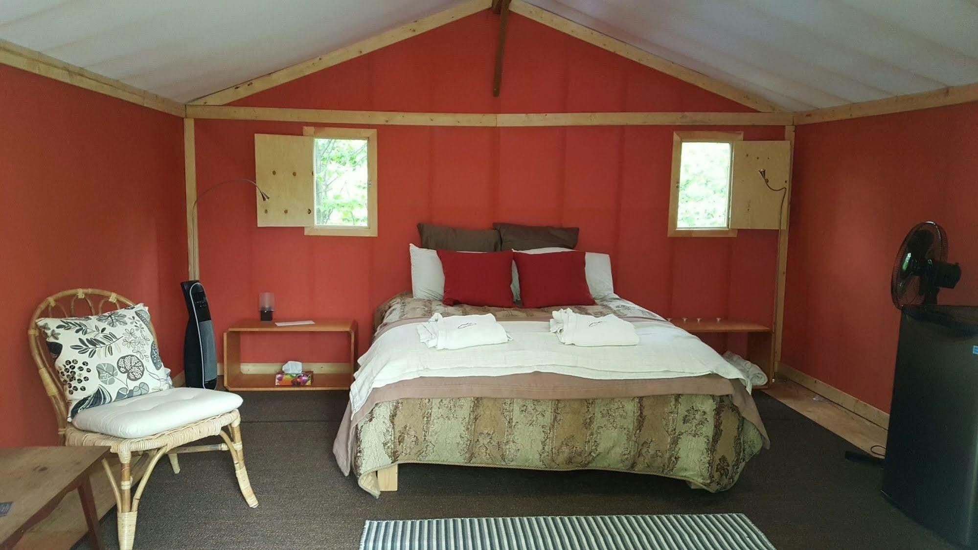 Eco Spa Highland Grenville-Sur-La-Rouge Exteriér fotografie